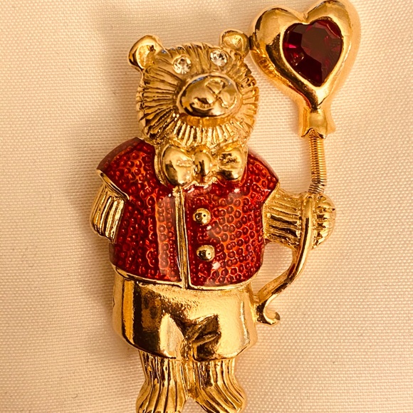 Vintage Bear Pin - Picture 1 of 2